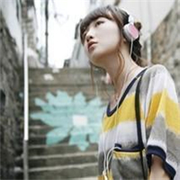 59张超好看的戴耳机女生听音乐QQ头像
