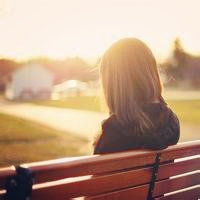 女生背影唯美微信头像合集 29张好看的氛围感头像