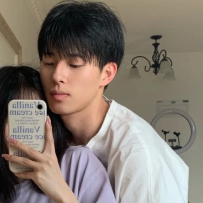 氛围感拉满！10组高级感真人情侣头像甜到心坎里