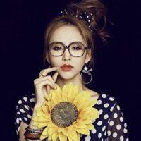 女生向日葵头像 32张清新森系氛围感美图合集