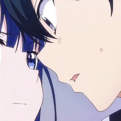 一对超甜的动漫情侣头像！男女对视的氛围感拉满