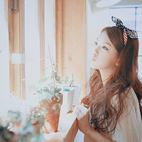 女生孤单落寞微信头像 47张伤感系女生头像合集