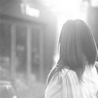 暗系风格女生灰色QQ头像 28张可下载