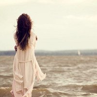40张清新好看的非主流女生背影头像合集