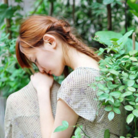 38张女生伤感意境QQ头像 带着淡淡的蓝色忧郁感