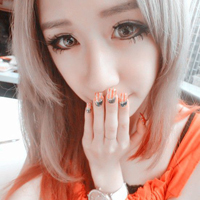 48张女生自拍美照 可直接当QQ头像用