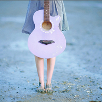 36张氛围感拉满！弹吉他的清新女生头像合集