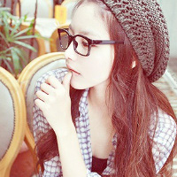 78张戴眼镜框的非主流女生头像合集