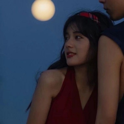 一眼心动的撩人高清情头 16张一男一女款