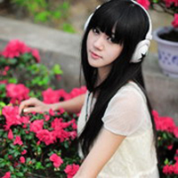 59张超好看的戴耳机女生听音乐QQ头像