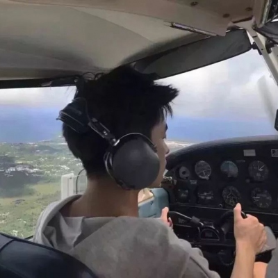 一眼心动的撩人高清情头 16张一男一女款