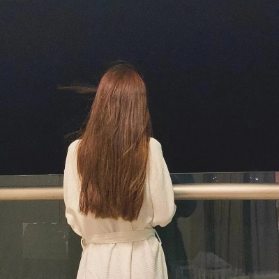 最新高清一左一右情侣真人头像 20组合集来啦