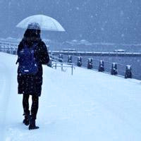 16张唯美雪天女生头像合集 氛围感拉满