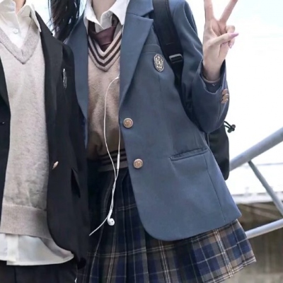 学生情侣真人一左一右高清情头 共20组