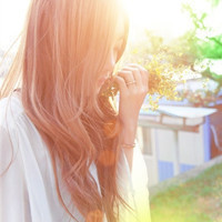 48张氛围感拉满的女生微信头像，每张都自带诗意滤镜