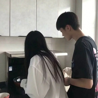 超甜真人情侣头像合集 一共10张