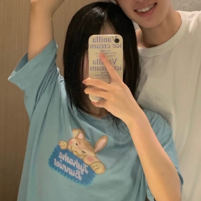 氛围感拉满！10组高级感真人情侣头像甜到心坎里