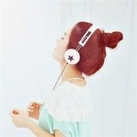 48张清新氛围感女生戴耳机头像 唯美氛围感拉满