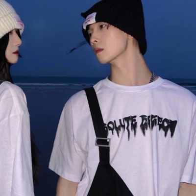 学生情侣真人一左一右高清情头 共20组