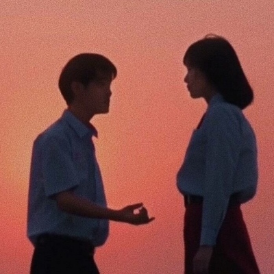 20张氛围感拉满的真人情侣头像，一男一女款直接拿捏