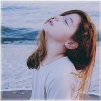 52张清新感拉满！海边女生QQ头像合集来了