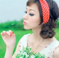 48张清新淡雅的森系女生QQ头像 简约又好看