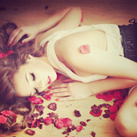 51张妩媚霸气女生头像 又拽又撩的性感头像合集