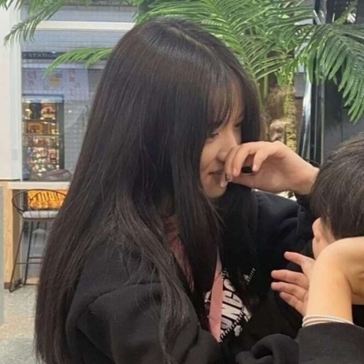 QQ情头真人小众高级款 12张合集