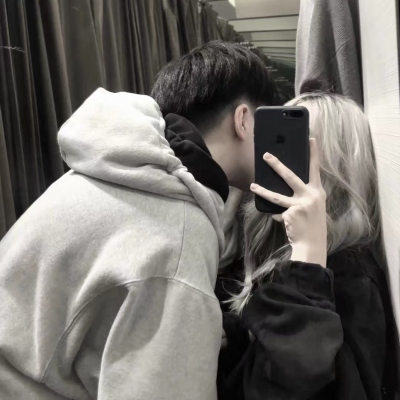 超火的一对情侣头像合集（共18张）