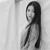 30张超绝女生唯美黑白头像 适配QQ的氛围感头像合集