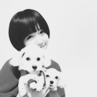 84张氛围感拉满的黑白女生头像 质感拉满的女生黑白头像合集