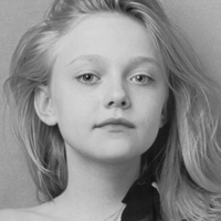 47张成熟优雅款欧美黑白女生头像合集