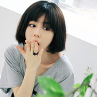 48张清纯齐刘海正脸女生头像合集