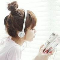 59张超好看的戴耳机女生听音乐QQ头像