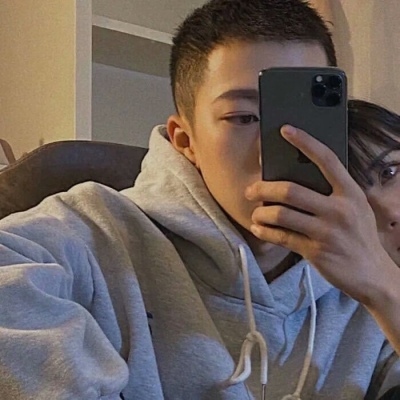 QQ情头真人小众高级款 12张合集