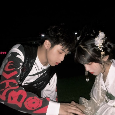 14组真人青春情侣头像 两人一对直接用