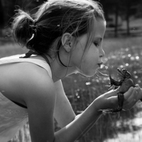 47张成熟优雅款欧美黑白女生头像合集