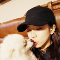 女生抱狗狗的暖心头像合集 29张治愈感拉满