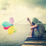 清新感拉满！9张带气球的女生头像合集