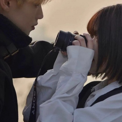 16张氛围感拉满的真人情侣头像