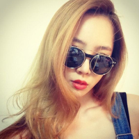 47张高清霸气欧美红唇女生头像合集，氛围感拉满