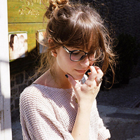 48张氛围感拉满！清新孤独感的欧美女生QQ头像合集