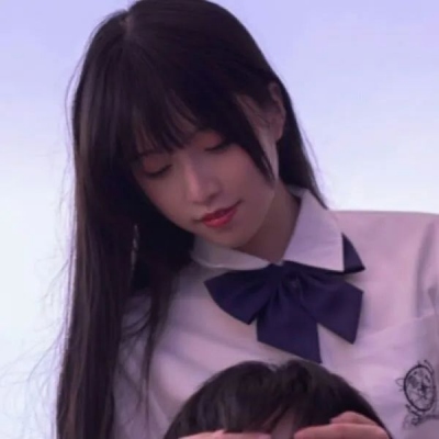 20张氛围感拉满的真人情侣头像，一男一女款直接拿捏