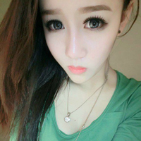57张乖巧娇小女生上半身QQ头像合集