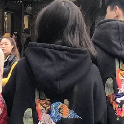 8组成对的真人情侣头像截图分享