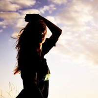 女生意境颓废头像合集 47张氛围感拉满的清冷少女头像