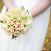 手捧花女生微信头像合集 36张唯美氛围感头像任你选