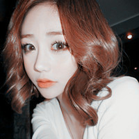 48张简约好看的QQ女生卷发头像合集