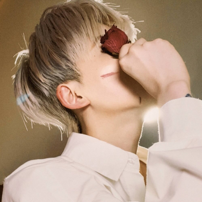 氛围感拉满！16张真人欲系情侣头像合集