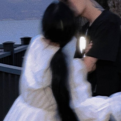 14张超甜真人情侣头像，氛围感直接拉满